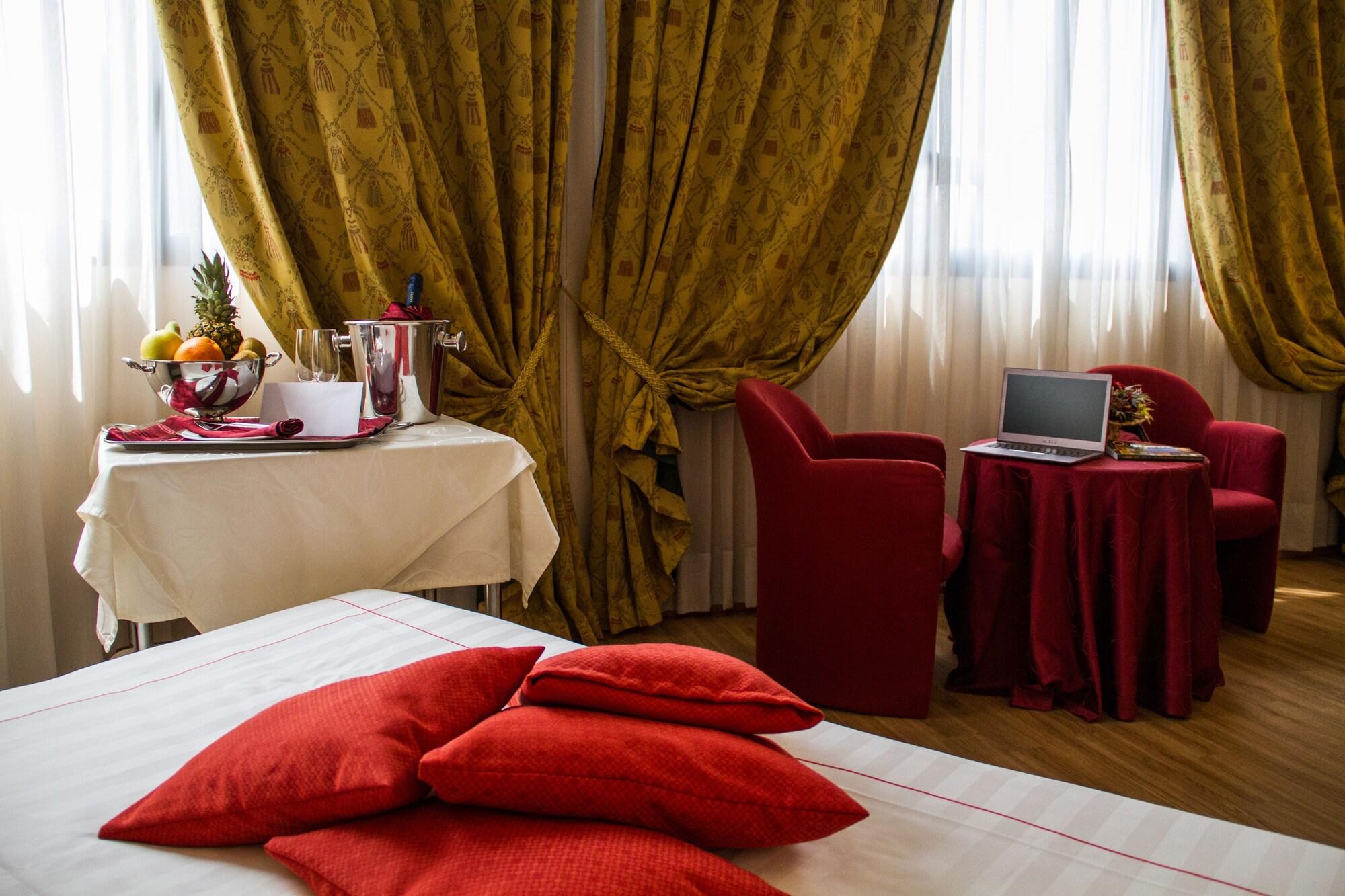 Rege Hotel San Donato Milanese Exterior photo