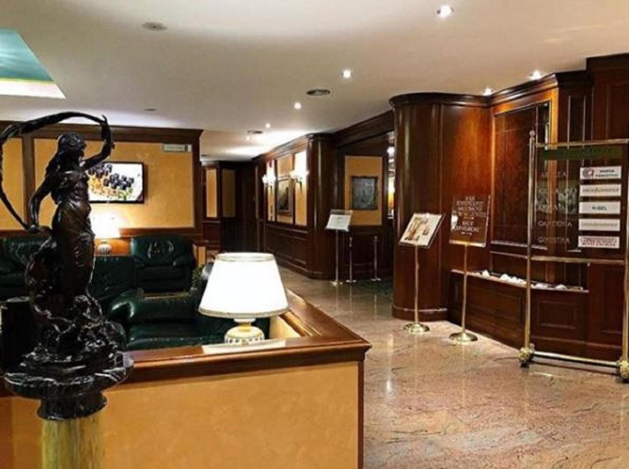 Rege Hotel San Donato Milanese Exterior photo